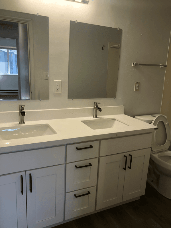 Tacoma Apartment: 1928 E 56 ST