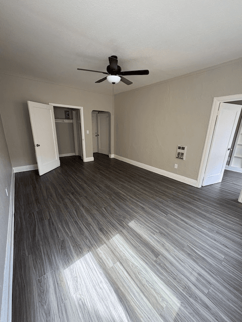 Oakland Apartment: 1900 26th Ave.