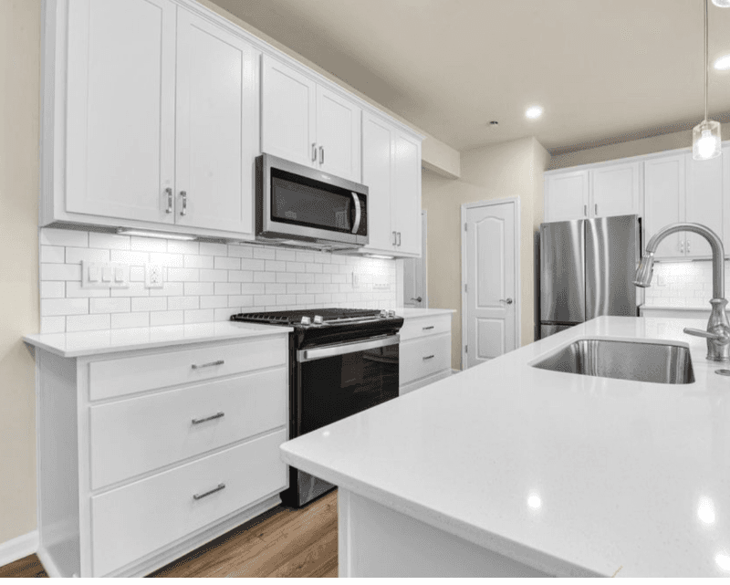 Commerce township Townhome: 104 Addison circle