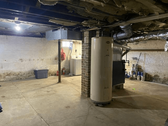 Freehold House: 13 Alexander Ave