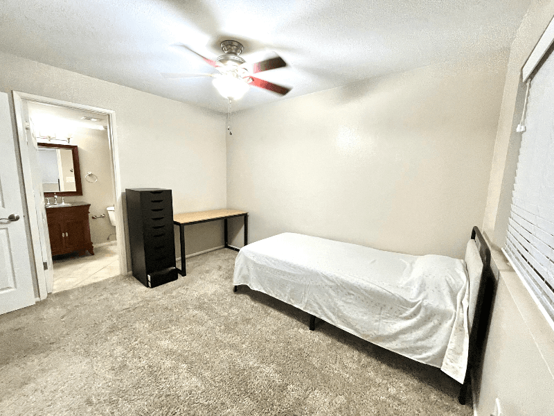 Tempe Condo: 1014 E Spence AVE #107
