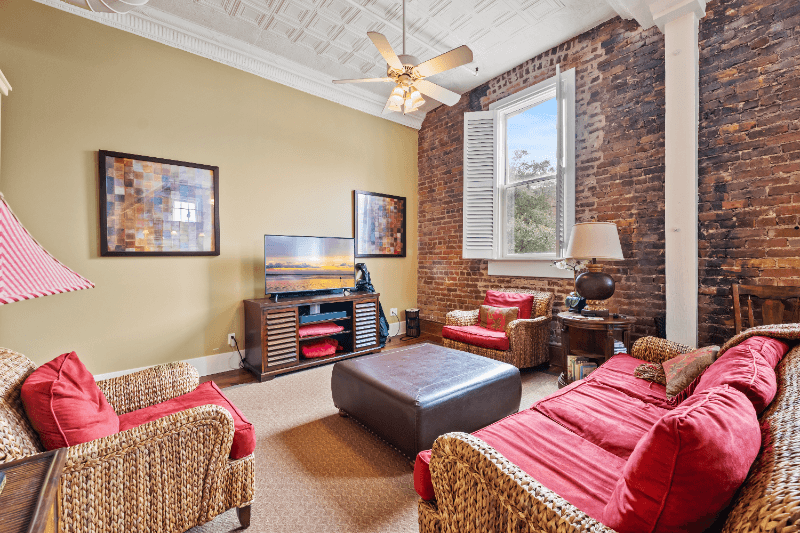 Charleston Condo: 4 Beaufain St