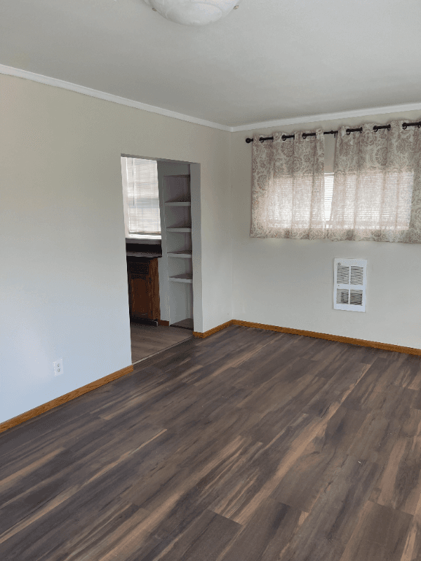 Wenatchee House: 739 Cashmere St.