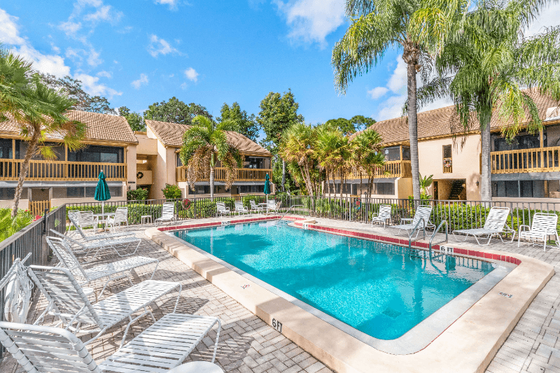Sarasota Condo: 3075 Willow Green