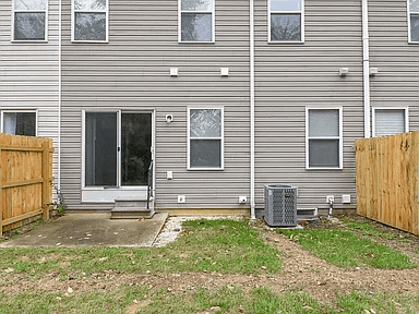Columbus Townhome: 1153 Park Drive
