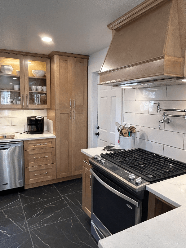 Cottage Grove House: 44 N “H” Street