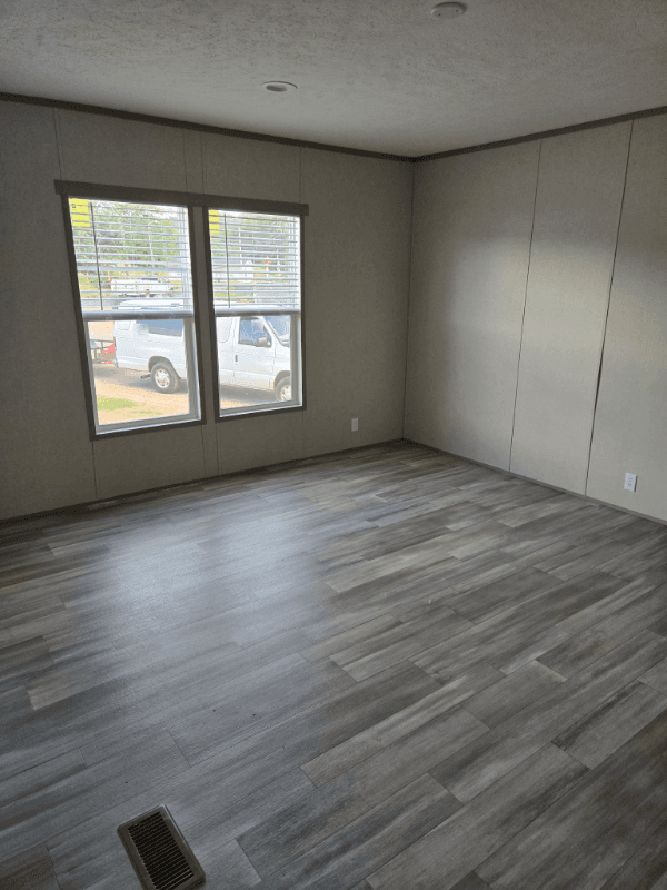 Hubert House: 101 Ash St