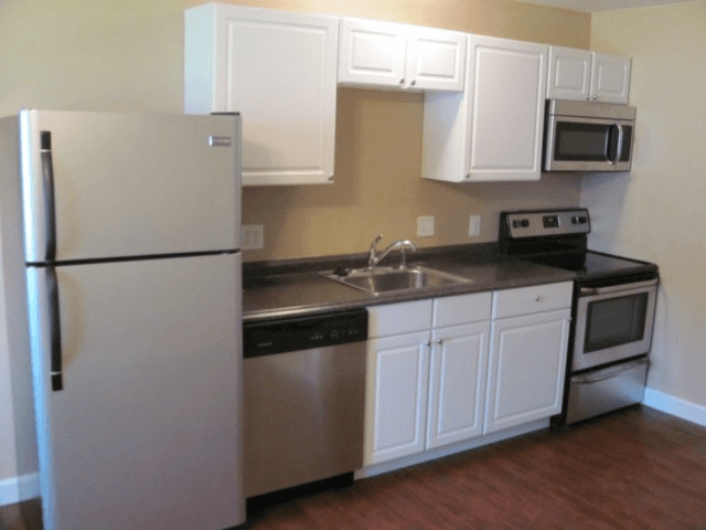 Harrisonburg Apartment: 85 North High Street