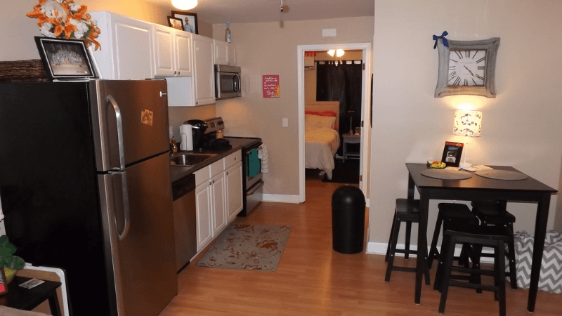 Harrisonburg Apartment: 85 North High Street