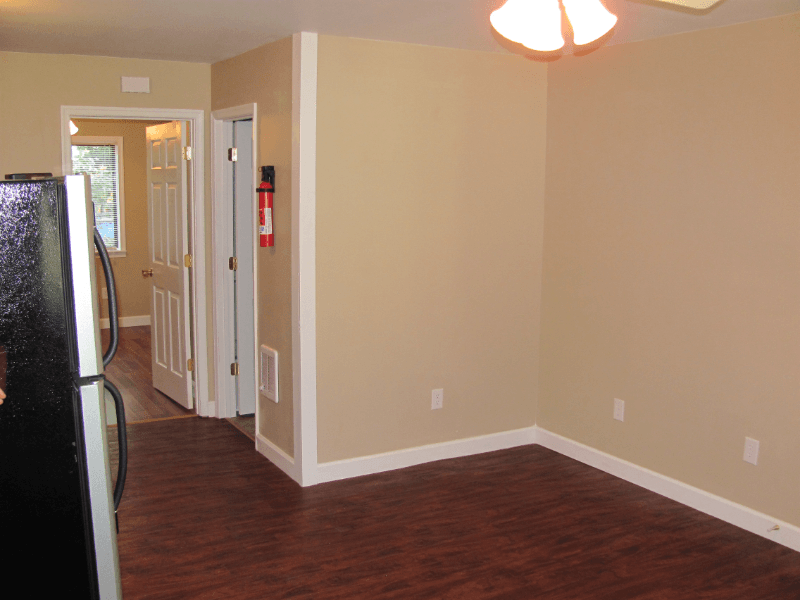 Harrisonburg Apartment: 85 North High Street