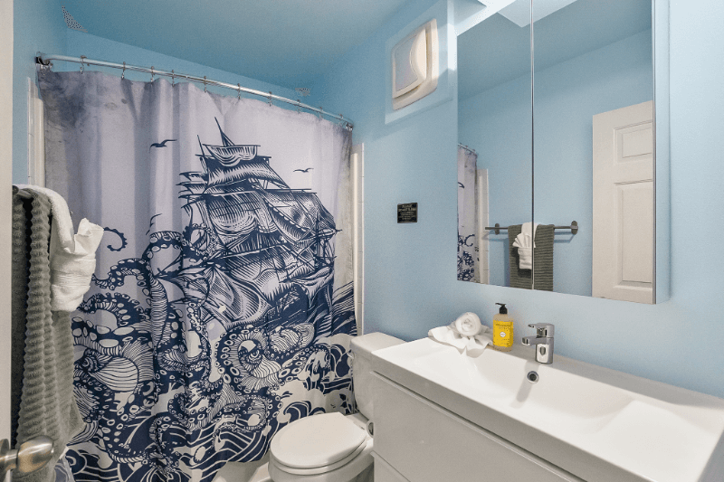 Seattle Condo: 3406 W. Government Way