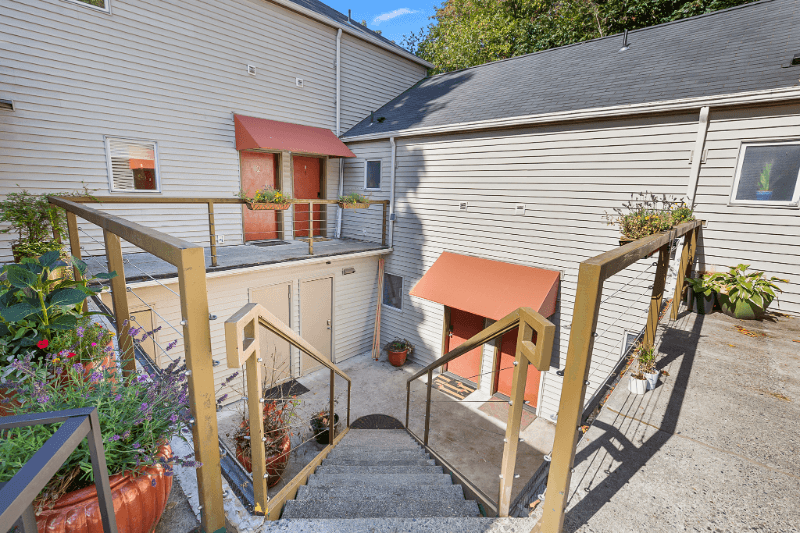 Seattle Condo: 3406 W. Government Way