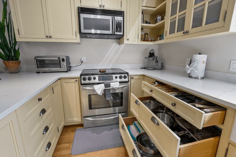 Seattle Condo: 3406 W. Government Way