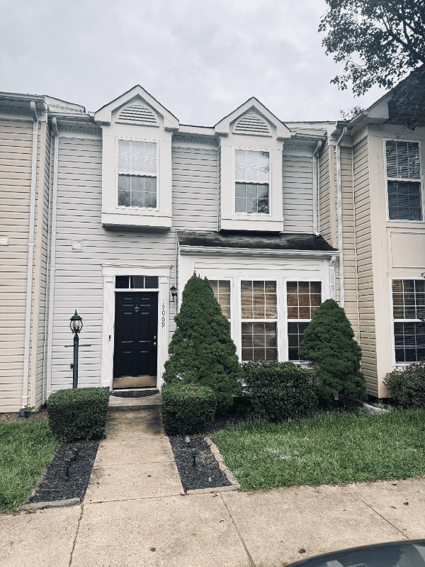 Woodbridge Townhome: 15069 Galapagos Pl
