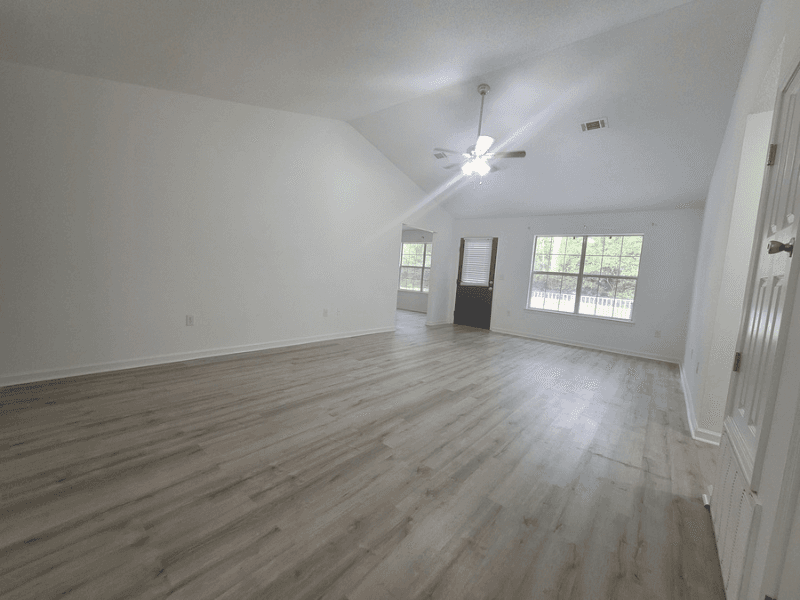 Crestview House: 141 Palmetto Dr