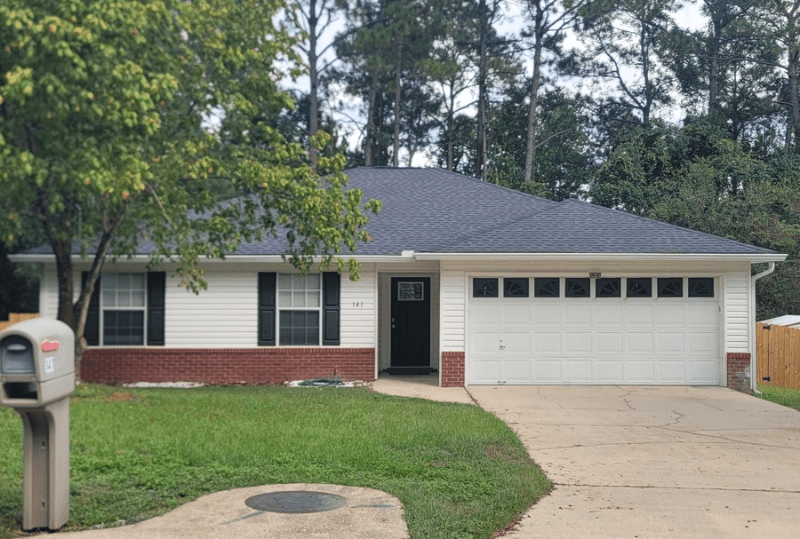 Crestview House: 141 Palmetto Dr