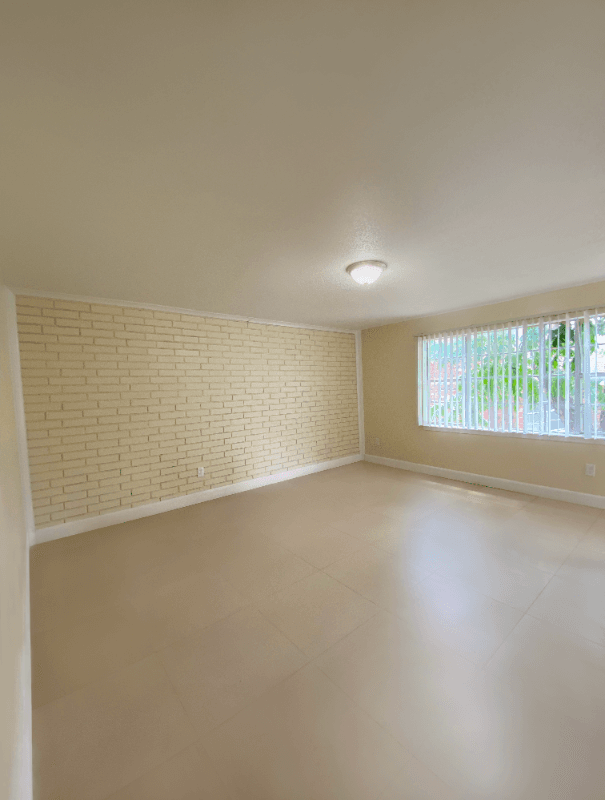 Memphis Apartment: 2295 Candle Wyck Circle