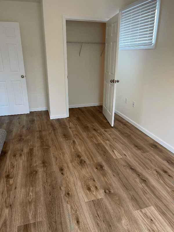 Shady Grove House: 1704 Buchanan trail