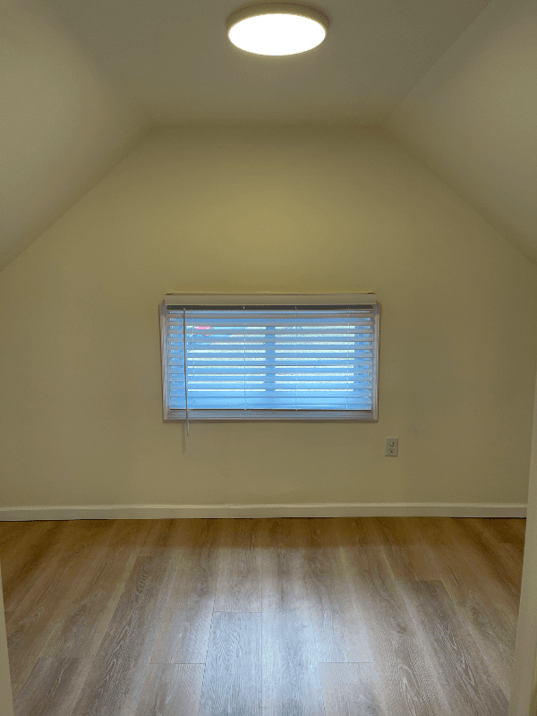 Shady Grove House: 1704 Buchanan trail