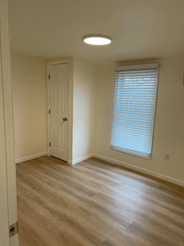 Shady Grove House: 1704 Buchanan trail