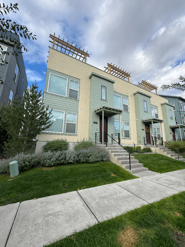 South Jordan Townhome: 11428 S Lake Run Rd