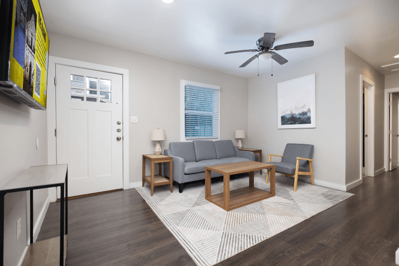 San Antonio Townhome: 118 Delaware Street