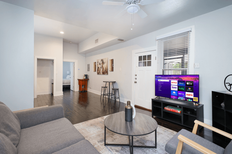 San Antonio Condo: 118 Delaware Street