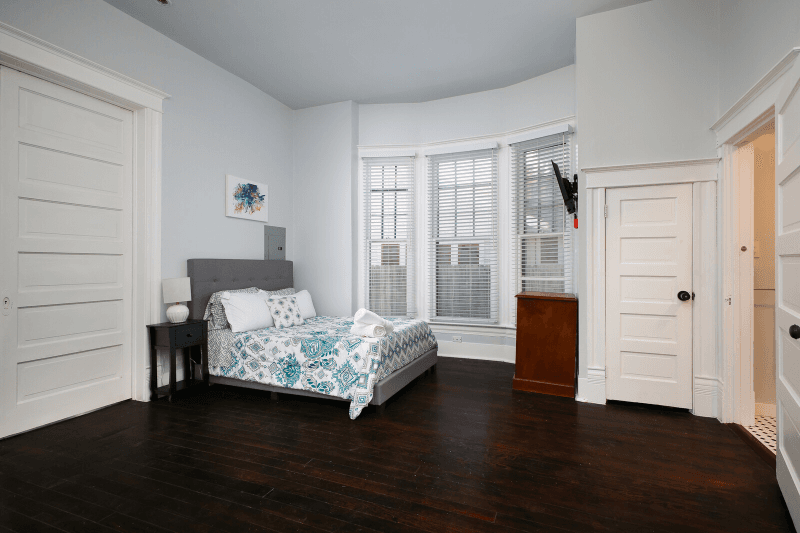San Antonio Condo: 118 Delaware Street