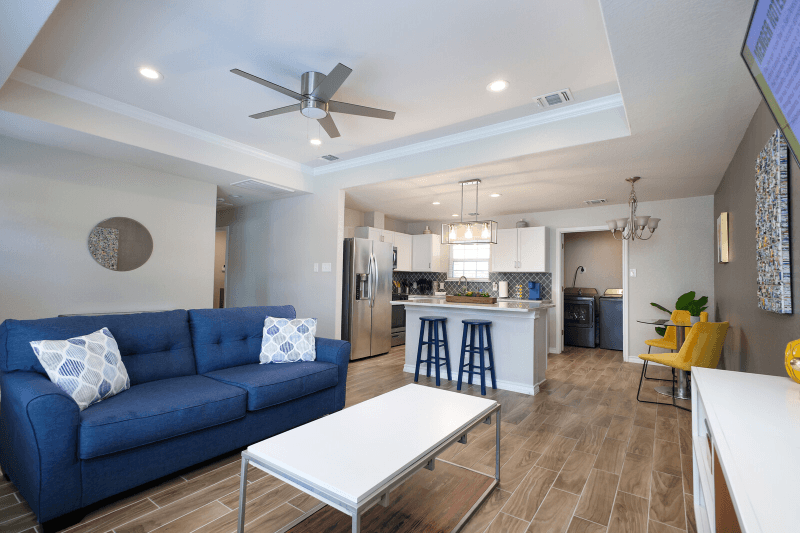 San Antonio House: 350 Rasa Drive