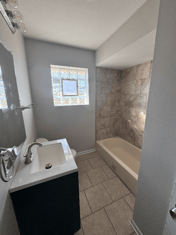 maywood Multiplex: 1021 s 16th UNIT