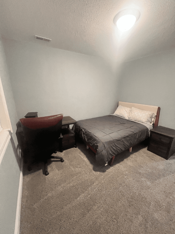 Idaho Falls Single Room: 3804 Brighton Dr