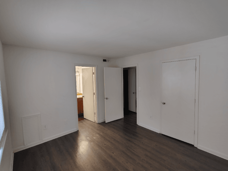 Lynchburg Apartment: 600 Reusens Road