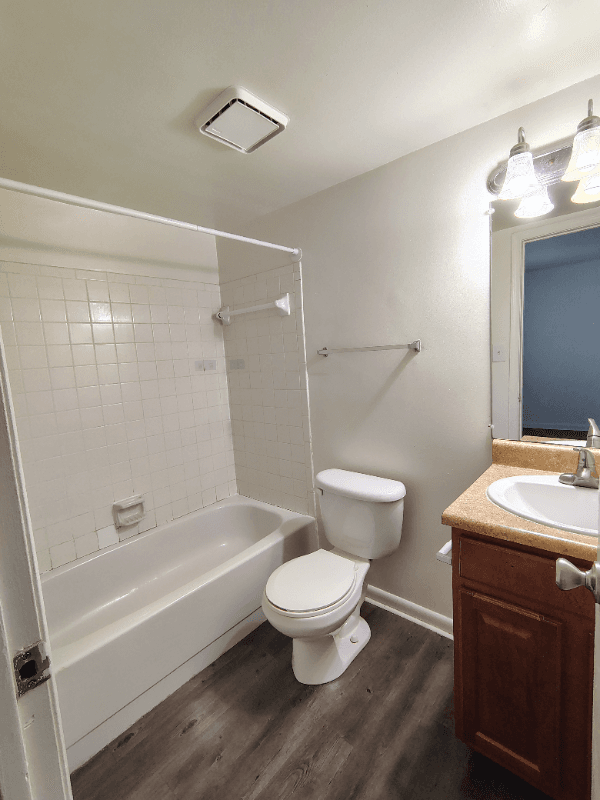 Lynchburg Apartment: 600 Reusens Road
