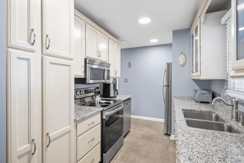 Berlin House: 12318 Snug Harbor Road