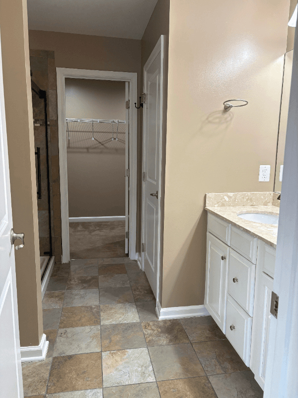 Washington Single Room: 1023 Anderson Pl SE