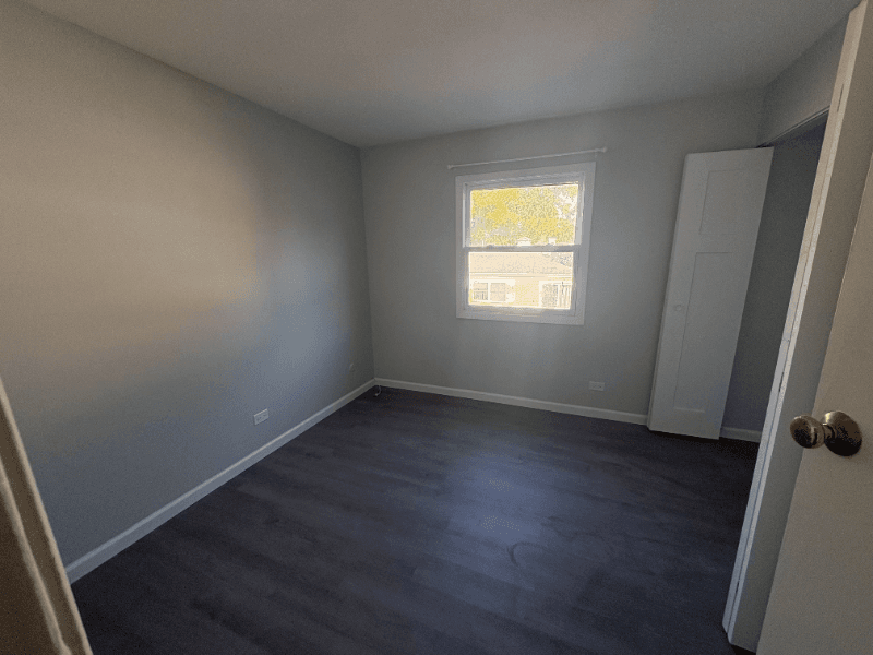 Bartlett Condo: 192 Mary Ct