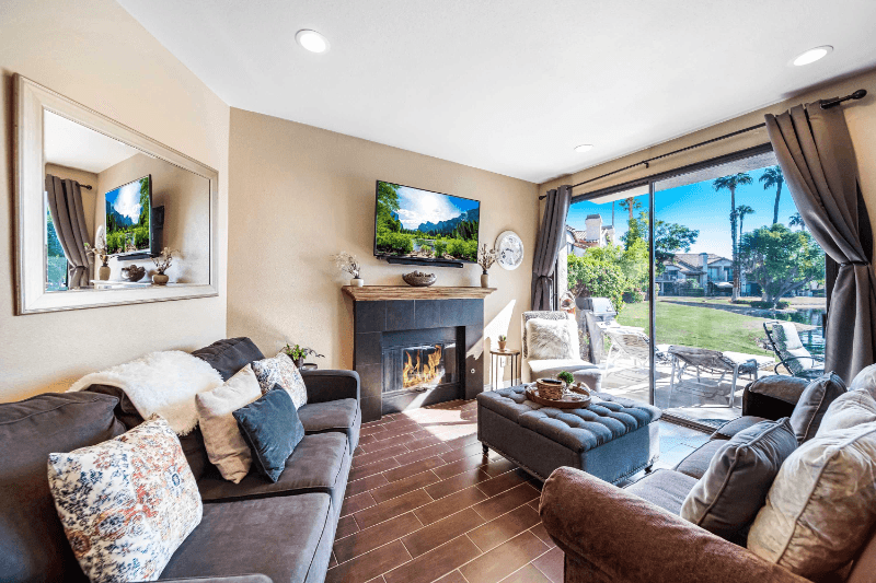 La Quinta House: 54970 Firestone