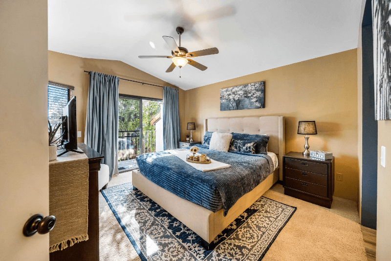 La Quinta House: 54970 Firestone