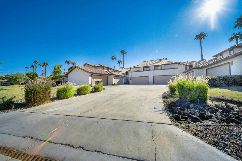 La Quinta House: 54970 Firestone