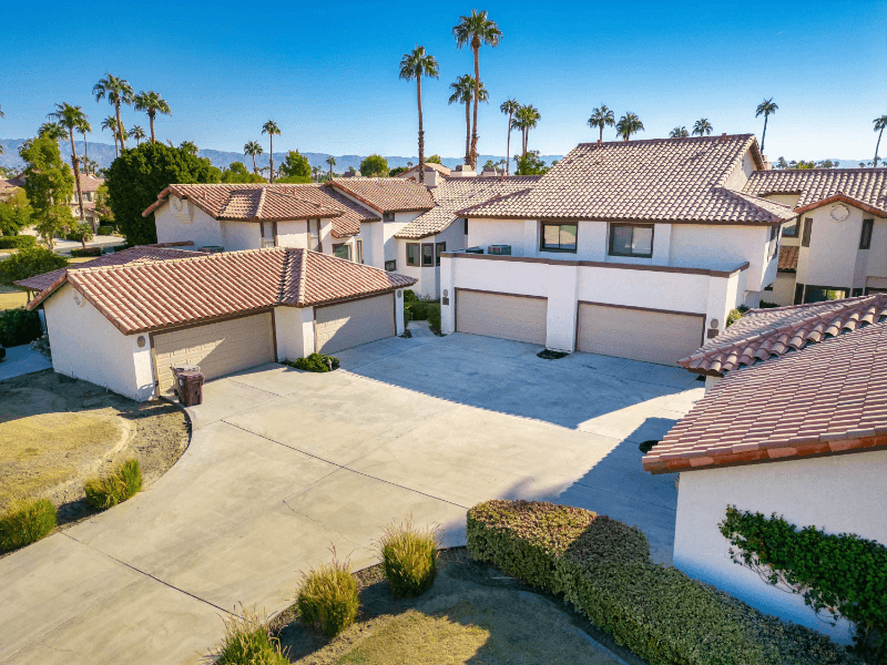 La Quinta House: 54970 Firestone