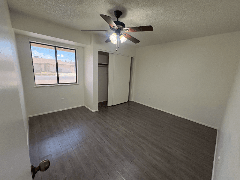 Avondale House: 702 N 1st St.