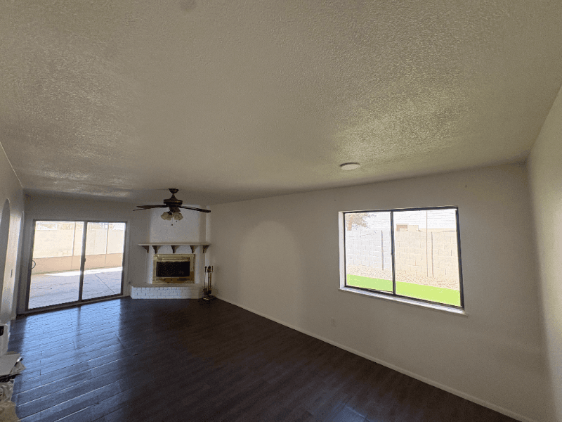 Avondale House: 702 N 1st St.