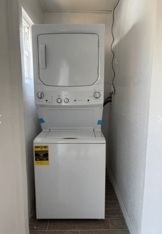Kissimmee Single Room: 226 E cedarwod cir