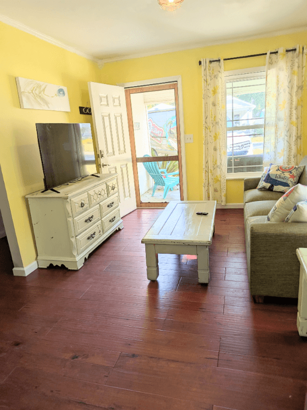 Pensacola House: 2013 W Gregory St