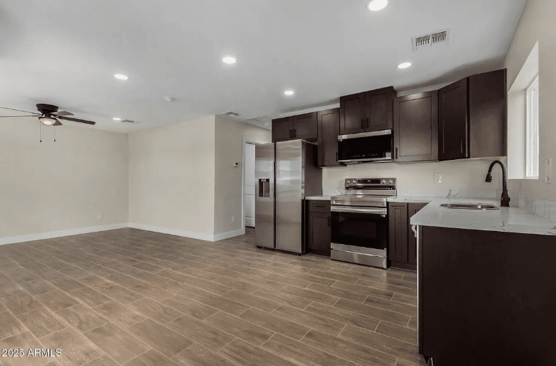 Phoenix Multiplex: 1009 S 17th Ave