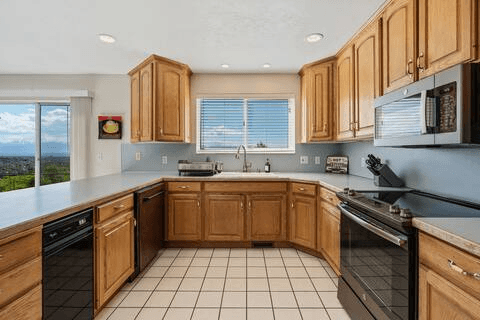 Holladay Townhome: 6282 South Heughs Canyon Way