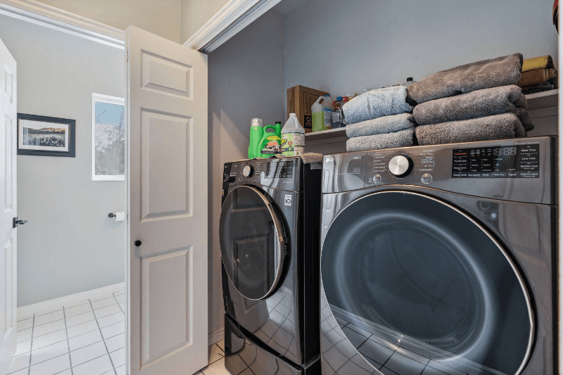 Holladay Townhome: 6282 South Heughs Canyon Way