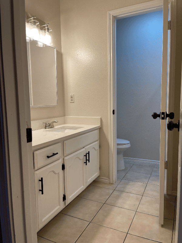 Laredo Condo: 8911 McPherson Rd