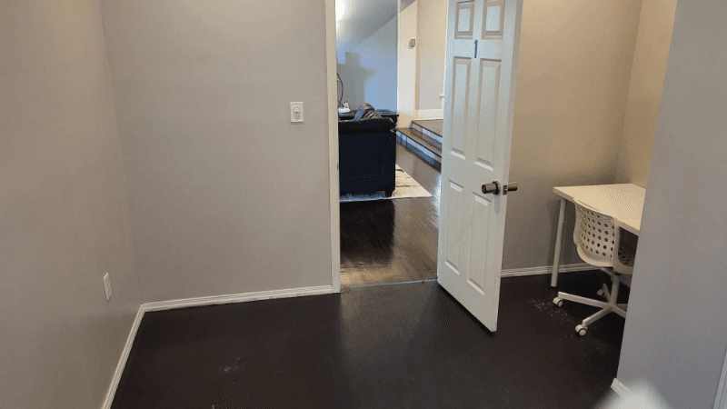 Los Angeles House: 1340 West