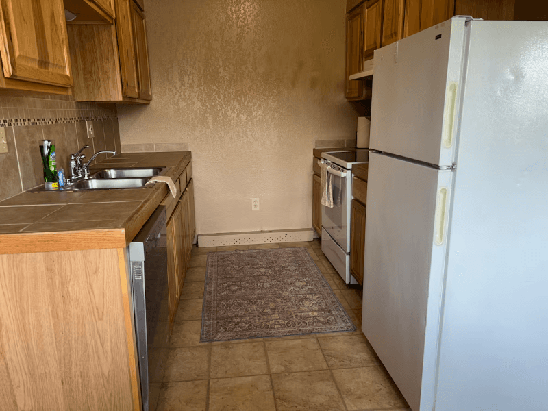 Anchorage Apartment: 3520 E. 42nd Avenue
